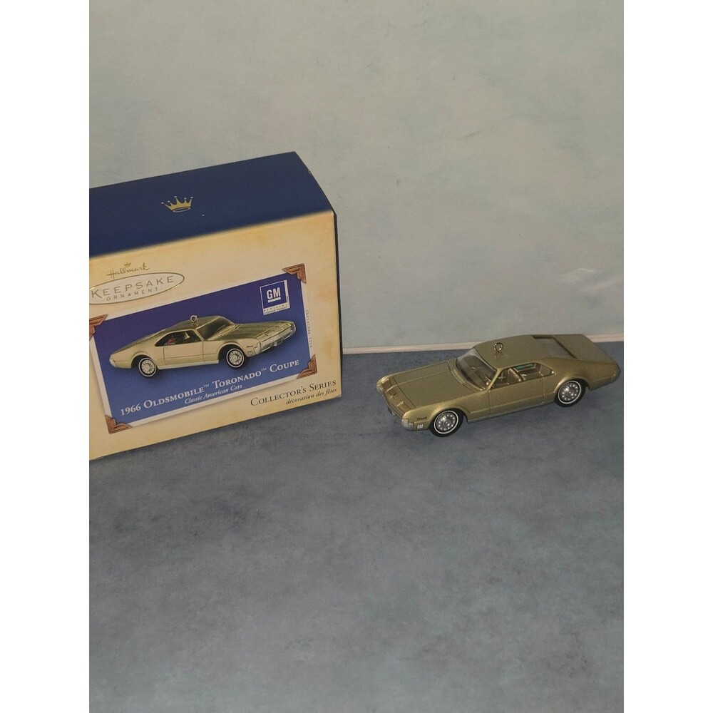 Hallmark 1966 Oldsmobile Toronado Coupe Ornament (ORN-1)